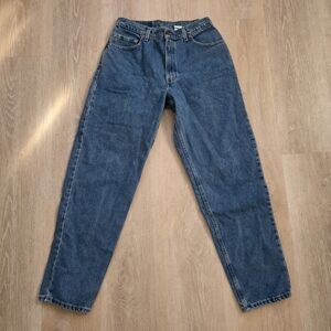 Vintage Levis 560 Red Tab Loose Fit, Tapered Leg Jeans Made In USA Size 34x33